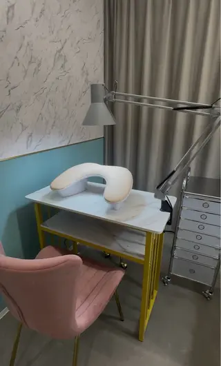 sharesalon  Mariris所属・KARIN🍓🐯 ￤堺筋本町ⓃⒶⒾⓁのネイルデザイン