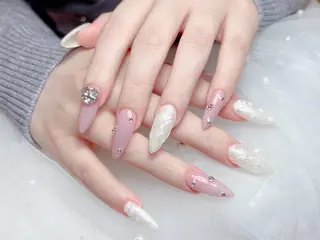 ネイル Bél Nail salonのネイルデザイン