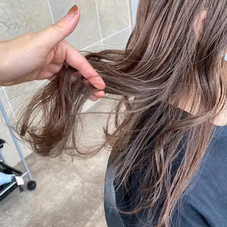 ミディアム Lafith hair lit所属・今井 悠菜のヘアスタイル