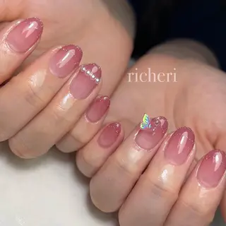 ミディアム ネイル richeri beautyのネイルデザイン