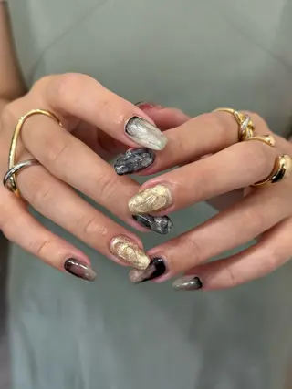 ネイル kiii.__ ✴︎*のネイルデザイン