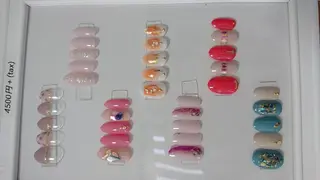 ネイル 鈴木 なつきのネイルデザイン