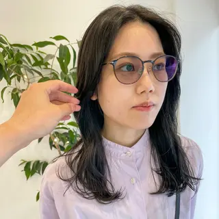 セミロング 可愛いパーマスタイル といえばISSEYのヘアスタイル