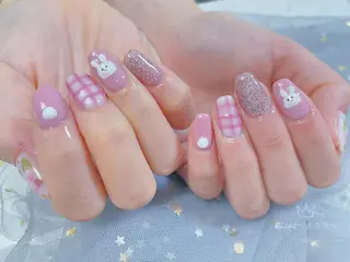 ネイル ネイルサロンエクラ 🫧Shizukaのネイルデザイン