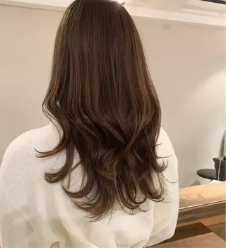 セミロング カラー 透明感/オリーブ/ グレージュ/YUKAのヘアスタイル