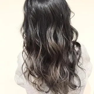 ミディアム カラー AMI Hair  supply所属・髪質改善カラー 韓国風レイヤーのヘアスタイル