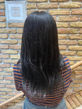 セミロング カラー 林 美佑のヘアスタイル