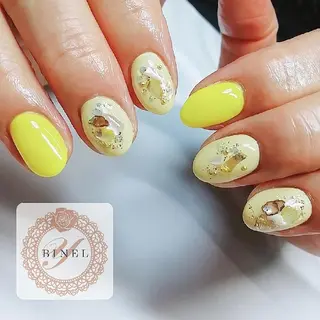 ネイル Nail Salon Y.BINELのネイルデザイン