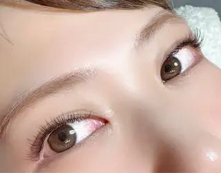 マツエク・マツパ brow bar tokyo所属・brow bar tokyo【乃木坂】のマツエク・マツパデザイン