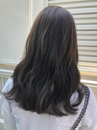 ロング カラー 遠藤 眞実のヘアスタイル
