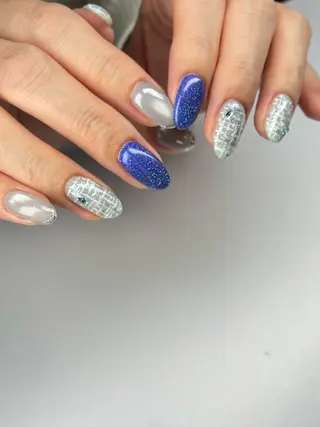 ネイル アトリエみかん所属・MIKA 🍊のネイルデザイン