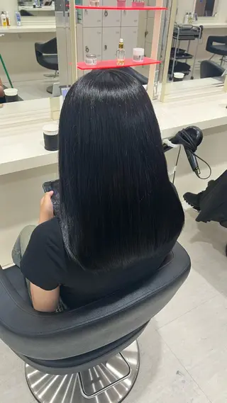 ミディアム カラー ヘアアレンジ 韓国レイヤー&ピンク 艶髪🩶maikoのヘアスタイル