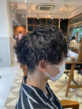 ショート カラー パーマ ヘアアレンジ メンズ メンズパーマの巨匠 鈴木純のヘアスタイル