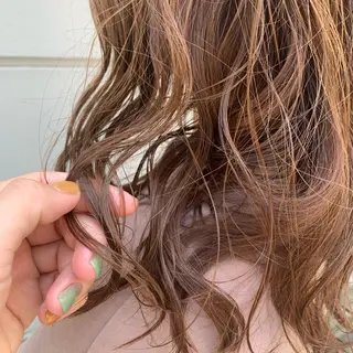 セミロング カラー ヘアアレンジ サナ🌱 切りっぱなしボブのヘアスタイル