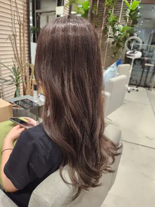 ロング 💜艶髪カラー💜 🎶富川美希🎶のヘアスタイル