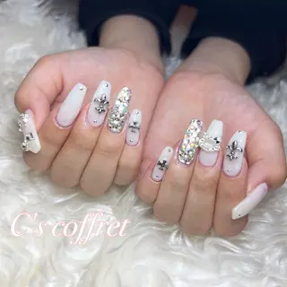 ネイル C's coffret所属・C's coffretのネイルデザイン