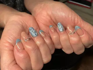 ミディアム ネイル M. KOTOMIのネイルデザイン