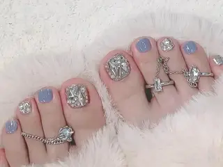 ネイル 藤江 月のネイルデザイン