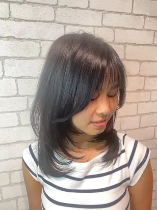 ミディアム 中谷 明日香のヘアスタイル