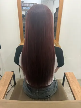 カラー tranq Isseiのヘアスタイル