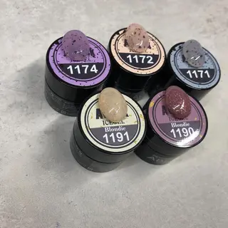 ロング カラー ヘアアレンジ キッズ ネイル マツエク・マツパ 福田 加奈のネイルデザイン