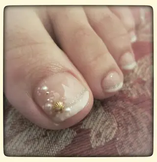 ネイル ARTスクールサロン お・タマゴのネイルデザイン