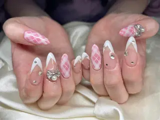 ネイル マツエク・マツパ アイブロウ Nail&eye Belire 新宿のネイルデザイン