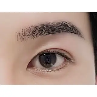 メンズ アイブロウ NailQuick OCULI 銀座店所属・OCULI 銀座店 アイリスト👀のマツエク・マツパデザイン