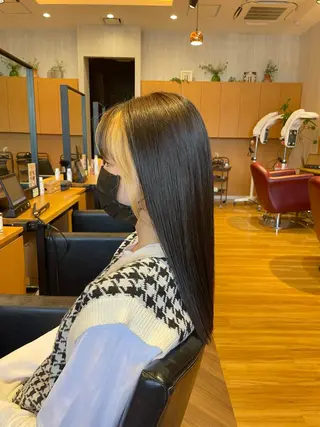 ロング WE RULE 札幌店 【ウィールール 札幌店】所属・✨️大人ショート 髙橋朋花のヘアスタイル