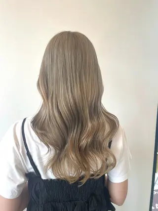 ロング カラー りか/透明感カラー/ レイヤーカットのヘアスタイル