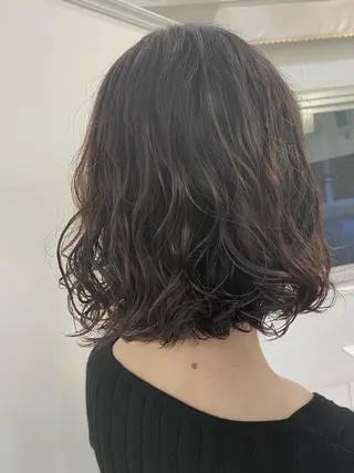 ミディアム パーマ ✨くびれスタイル✨️ 戸嶋穂乃香のヘアスタイル