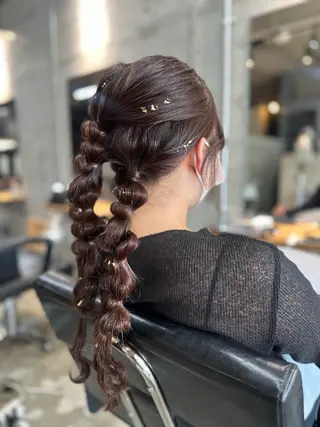 ロング 穴原 優紀のヘアスタイル