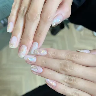 ネイル GALLARIA Elegante 緑のネイルデザイン