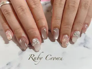 ネイル Ruby Crownのネイルデザイン