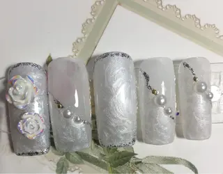 ネイル 💅E•U•B NAIL🌹所属・横浜市中区曙町 ネイルE·U·Bのネイルデザイン