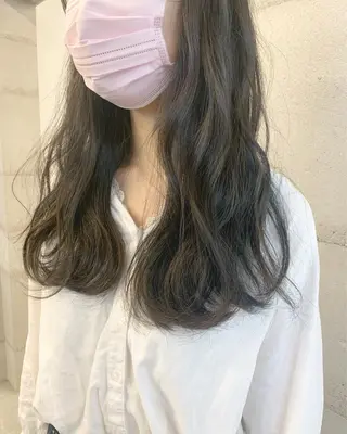 セミロング カラー 透明感/オリーブ/ グレージュ/YUKAのヘアスタイル