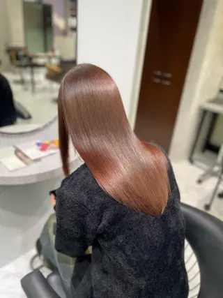 セミロング RAF Sakuraのヘアスタイル