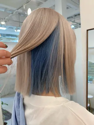 カラー hinata /ハイトーンのヘアスタイル