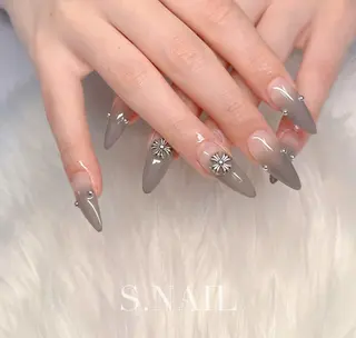 ネイル S♡NAIL所属・S.NAIL Suuのネイルデザイン