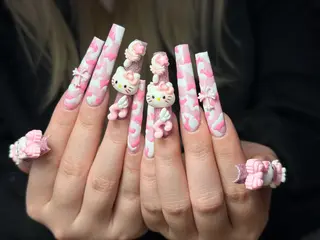 ネイル CoMo Nail Studio所属・CoMo Nailのネイルデザイン
