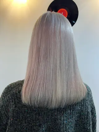 ミディアム カラー ヘアアレンジ 🧨ブリーチー×ボブ レイヤー💎じゅえるのヘアスタイル