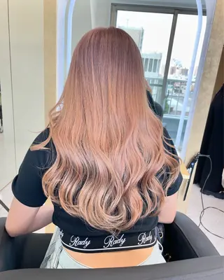 セミロング loa所属・🔗透明感カラー🔗 エクステ✂️はるちかのヘアスタイル