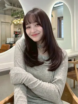 セミロング 小林 美月  透明感カラーのヘアスタイル