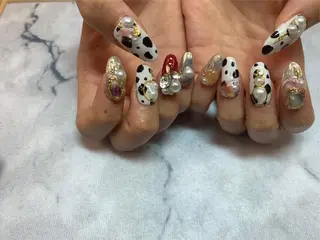 ネイル ネイルリボン 受付スタッフのネイルデザイン