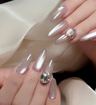 ネイル NiNa ビューティーサロン所属・Ni Naのネイルデザイン