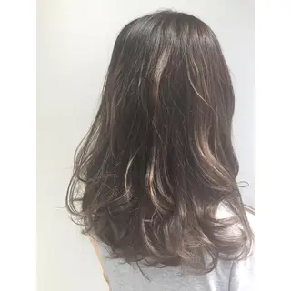 セミロング 髪質改善/透感カラー 山下輝人のヘアスタイル