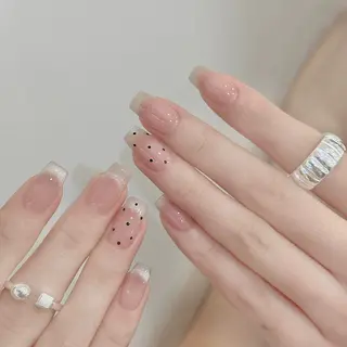 ネイル Iris  Nail所属・akige akigeのネイルデザイン
