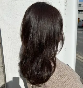 カラー イシイ ハルナ 🤍のヘアスタイル