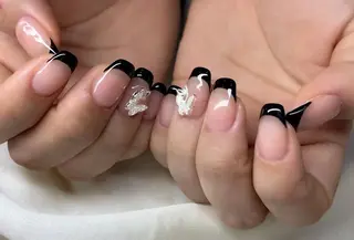 ネイル マツエク・マツパ アイブロウ Nail&eye Belire 新宿のネイルデザイン