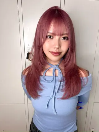 セミロング 飯嶋 萌のヘアスタイル